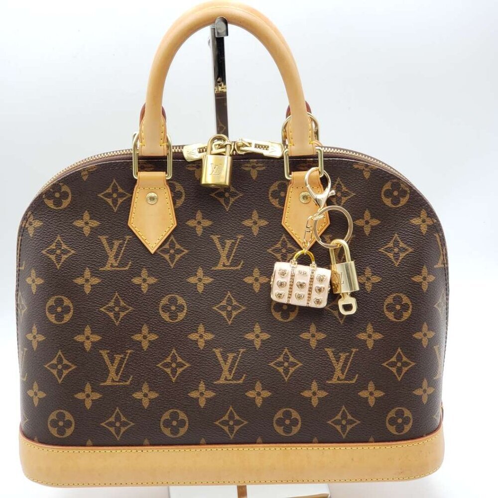 Authentic Louis Vuitton Gold Padlock & Key 🔒 LV Bag Charm w/ Unbranded Keychain - Picture 2 of 6